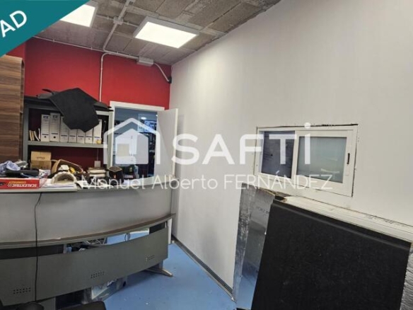 Imagen 2 de Local versátil en el centro de Hostalric