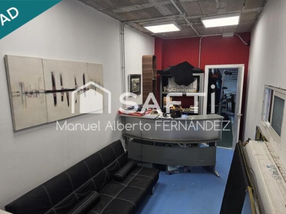 Imagen 3 de Local versátil en el centro de Hostalric