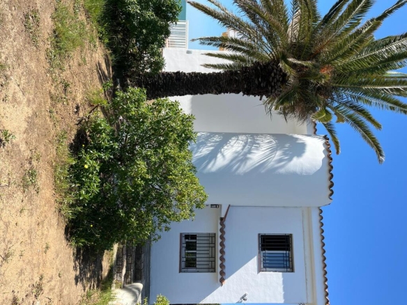 Imagen 4 de EXCLUSIVA VILLA A LA ORILLA DEL MAR! Oportunidad.