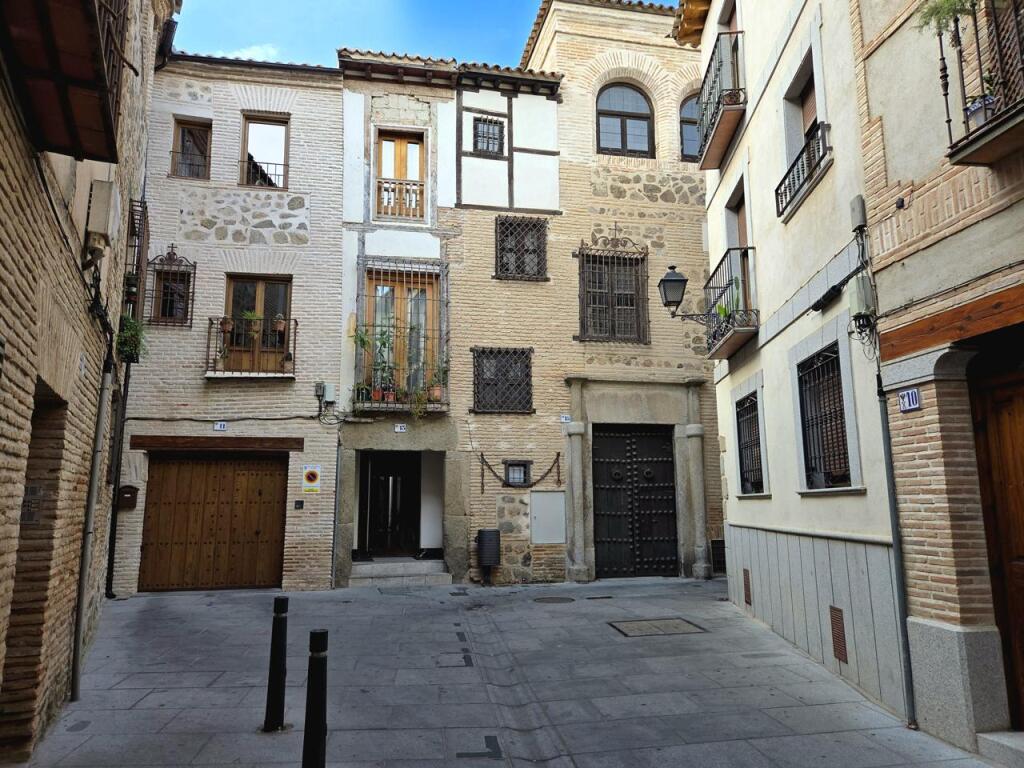 Imagen 3 de APARTAMENTO EN EL CASCO HISTORICO DE TOLEDO