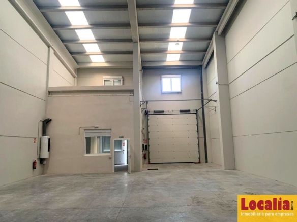 Imagen 3 de Nave industrial a estrenar en Valladolid