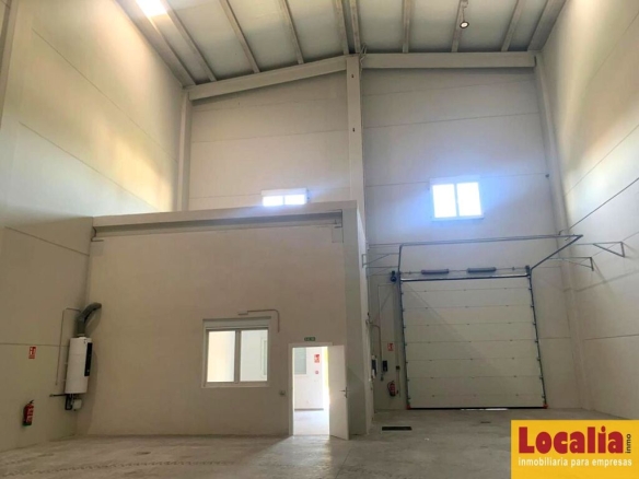 Imagen 3 de Nave industrial a estrenar en Valladolid