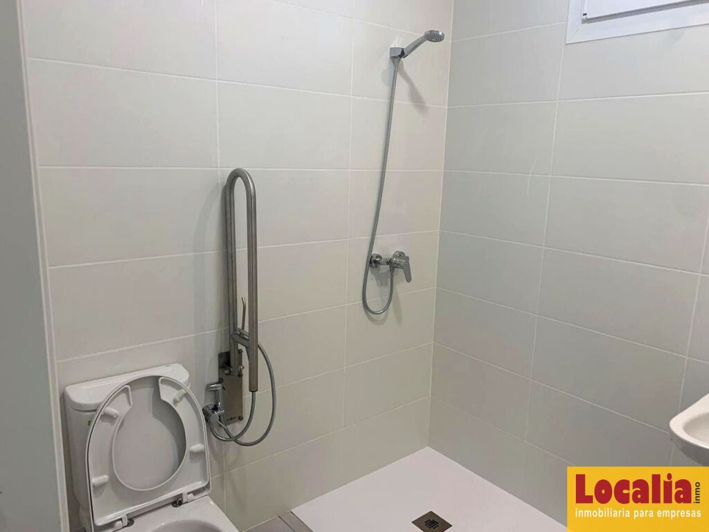 Imagen 4 de Nave industrial a estrenar en Valladolid Imagen 4 de Nave industrial a estrenar en Valladolid