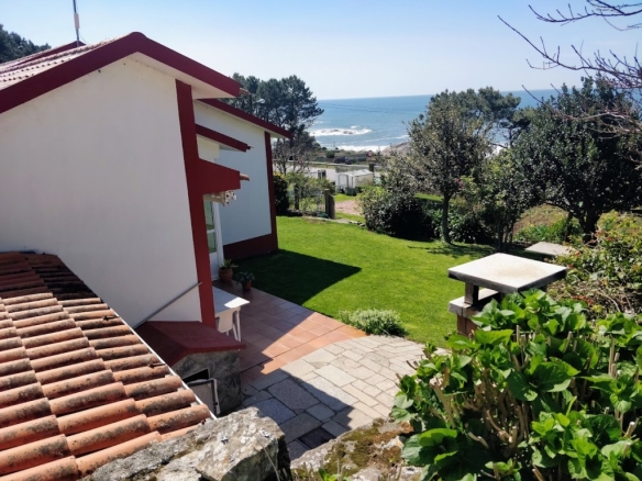 Imagen 1 de Casa-Chalet en Venta en Oia (Santa Maria) Pontevedra - El Club del Propietario Imagen 1 de Casa-Chalet en Venta en Oia (Santa Maria) Pontevedra