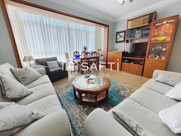 Imagen 2 de Amplio piso con ascensor en Miguel de Verí.