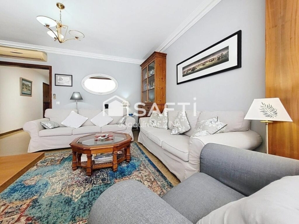 Imagen 4 de Amplio piso con ascensor en Miguel de Verí.