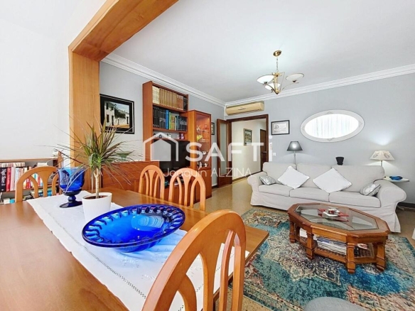 Imagen 1 de Amplio piso con ascensor en Miguel de Verí.