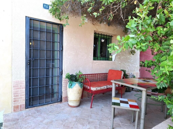 Imagen 4 de Casa rústica de 4 habitaciones cerca de Pinoso - Sin comisión.