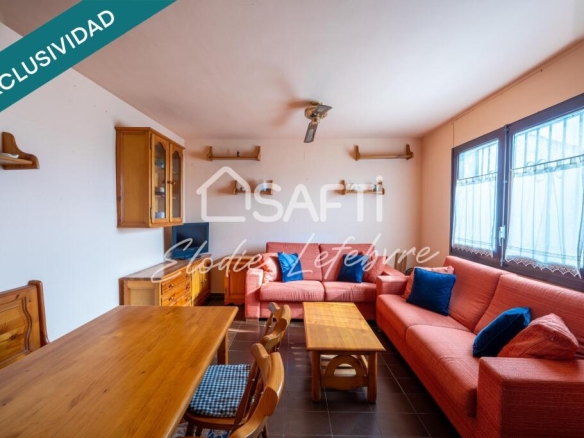 Imagen 3 de Amplio estudio de 34 m² en Empuriabrava – ¡A solo 4 minutos a pie de la playa!