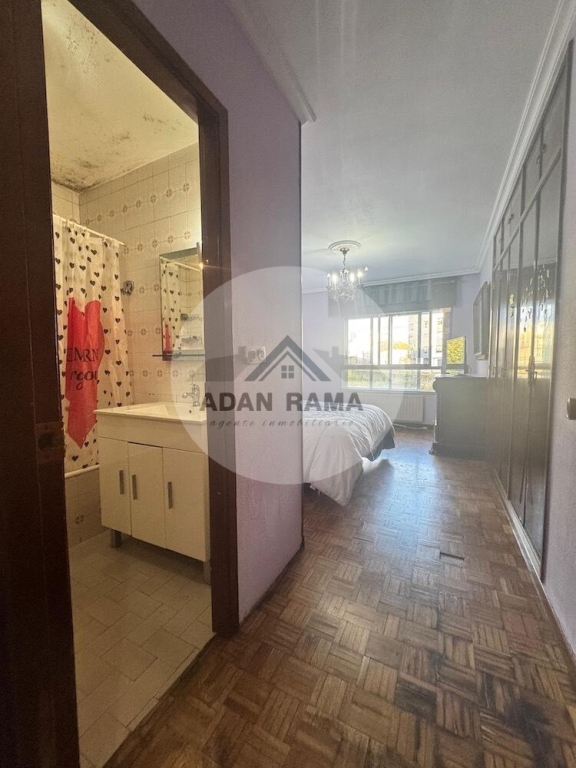 de 110m2 con 4 dormitorios y 2 baños