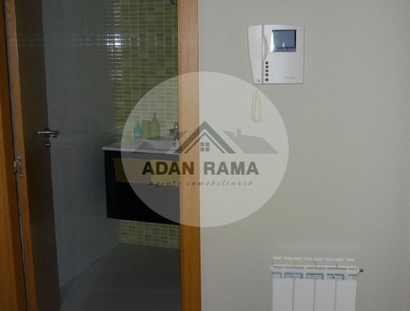 de 68m2 con 2 dormitorios y 2 baños con plaza de garaje y trastero