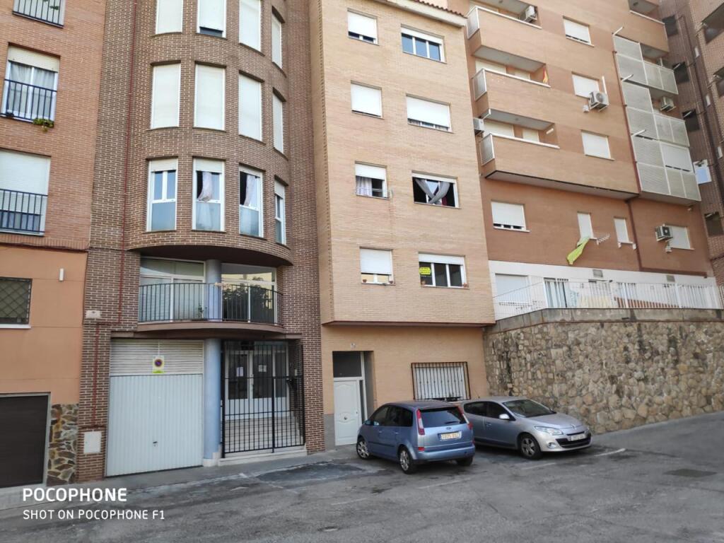 Imagen 2 de PISO EN SANTA BARBARA Imagen 2 de PISO EN SANTA BARBARA