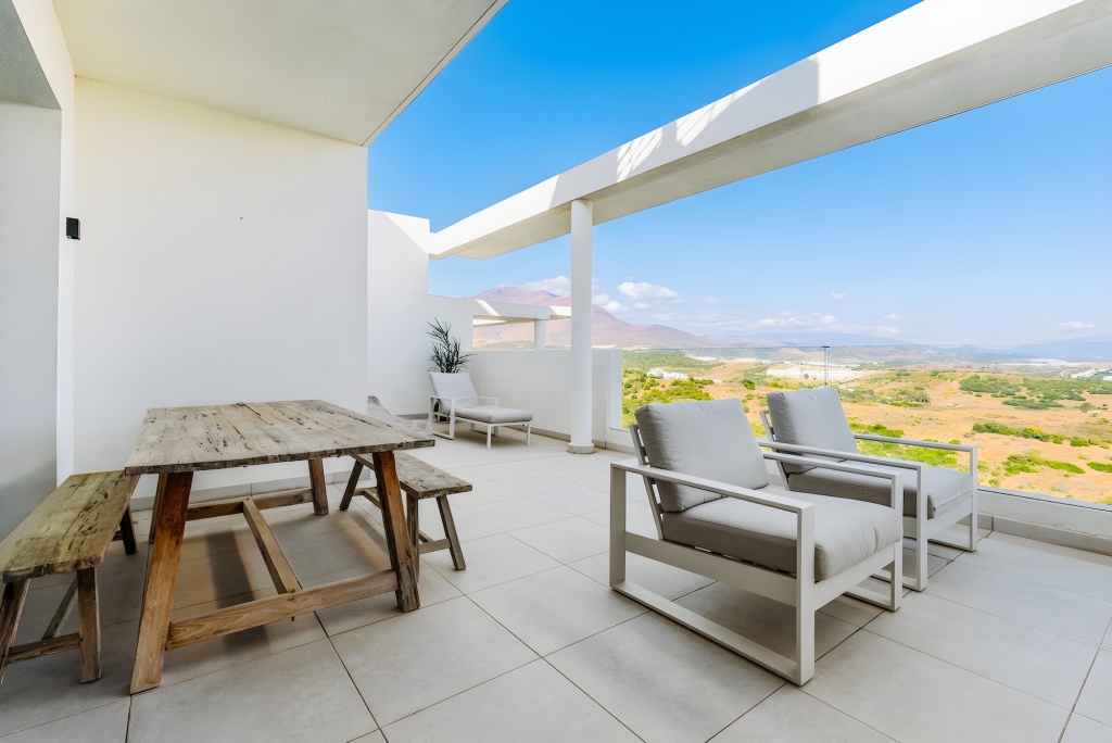 Imagen 3 de Piso en Venta en Casares Málaga Imagen 3 de Piso en Venta en Casares Málaga