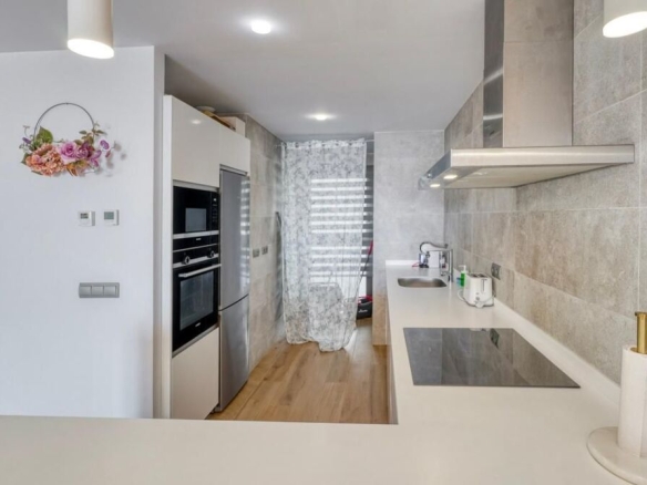 Imagen 4 de Dúplex en Venta en San Roque Cádiz