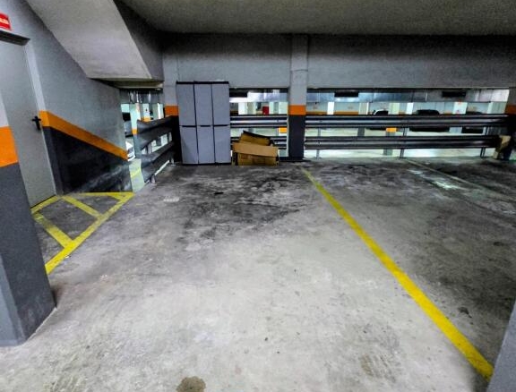 Imagen 4 de Amplia plaza de parking en Santa Clotilde 6