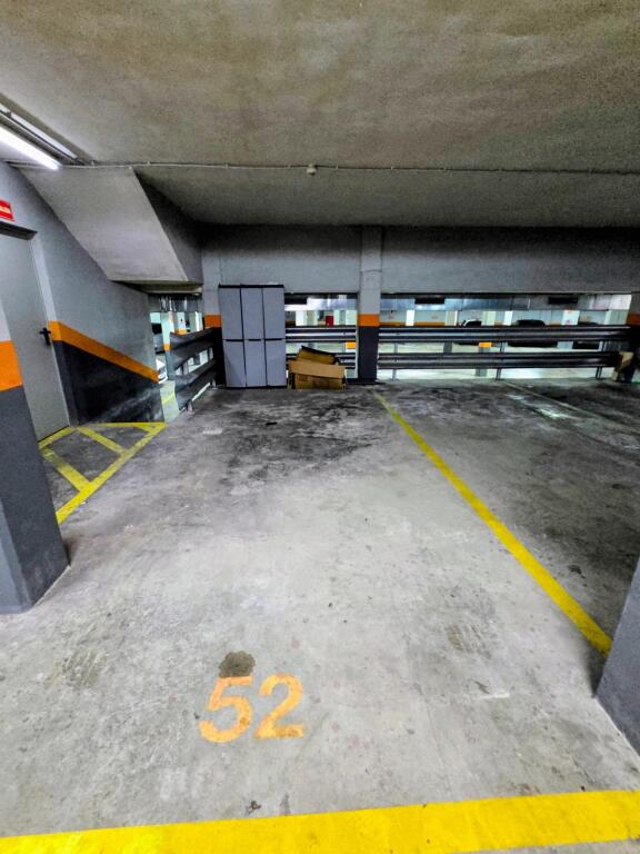 Imagen 4 de Amplia plaza de parking en Santa Clotilde 6