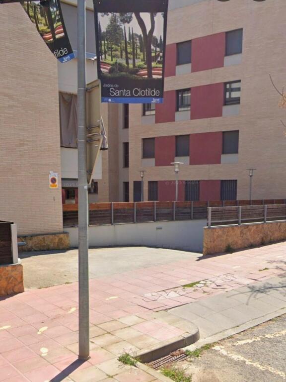 Imagen 1 de Amplia plaza de parking en Santa Clotilde 6