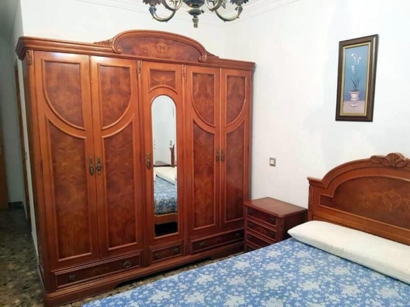 Imagen 4 de AMPLIO PISO EN TEATINOS CON ORIENTACIÓN ESTE DE 3 HABITACIONES