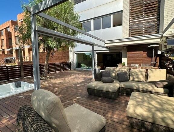 Imagen 2 de Espectacular Casa con jardín y vista en la Bonanova