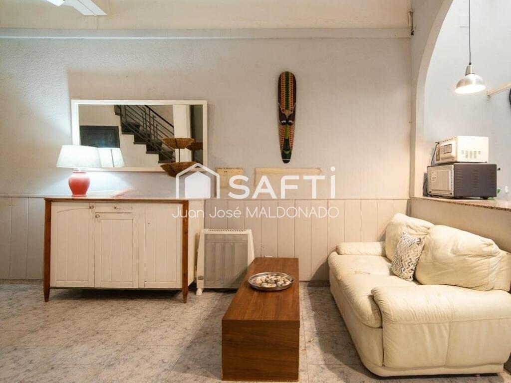 amplia y versátil amplia y versátil