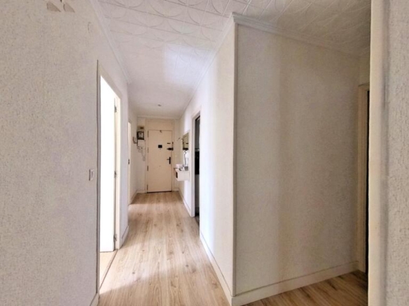 Imagen 2 de Tu hogar ideal en Alicante: reformado y luminoso