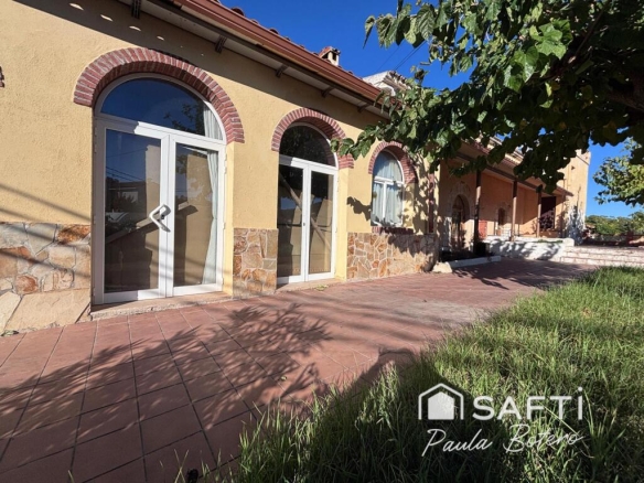 Imagen 2 de Masía única con proyecto de rehabilitación y licencias vigentes en el centro de Canyelles