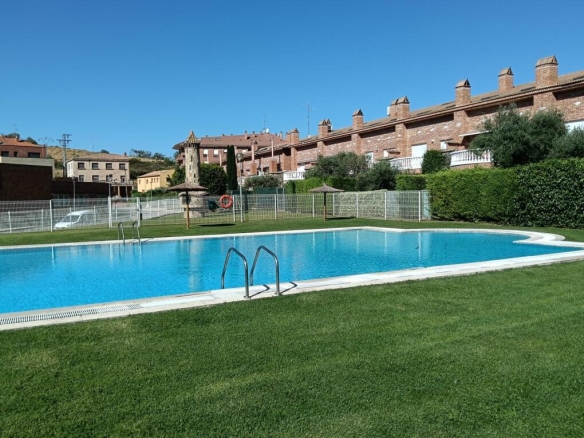 Imagen 2 de Espectacular Chalet en Navarrete - Oportunidad Única