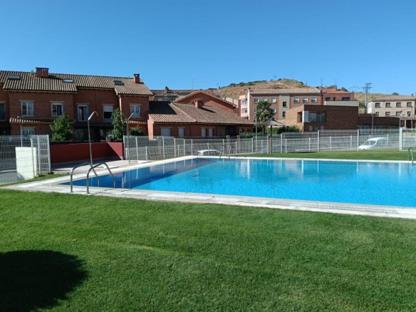 Imagen 3 de Espectacular Chalet en Navarrete - Oportunidad Única