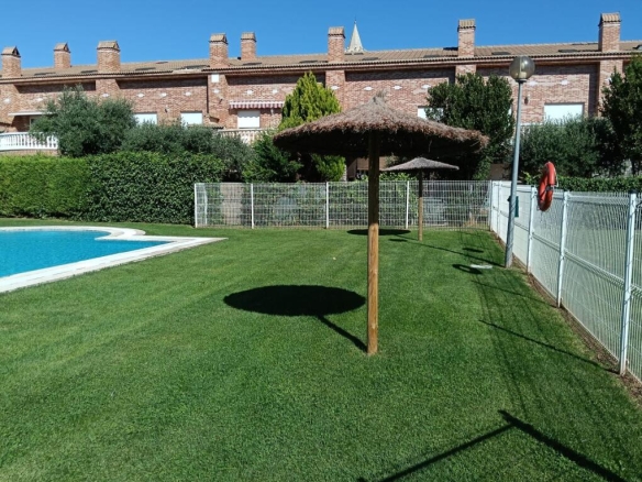 Imagen 1 de Espectacular Chalet en Navarrete - Oportunidad Única