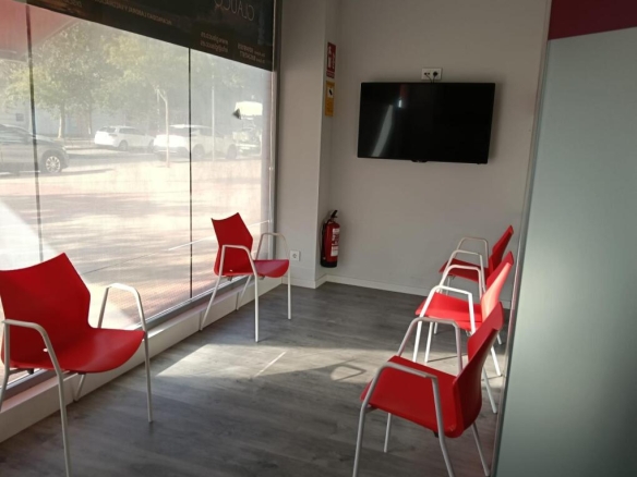 Imagen 3 de Moderno Despacho en Alquiler en Logroño - Portillejo - Valdegastea