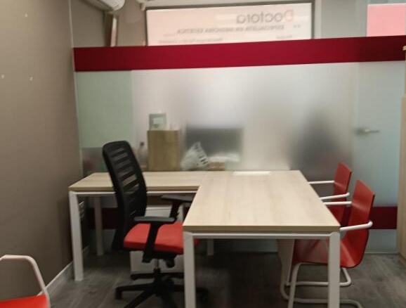 Imagen 4 de Moderno Despacho en Alquiler en Logroño - Portillejo - Valdegastea