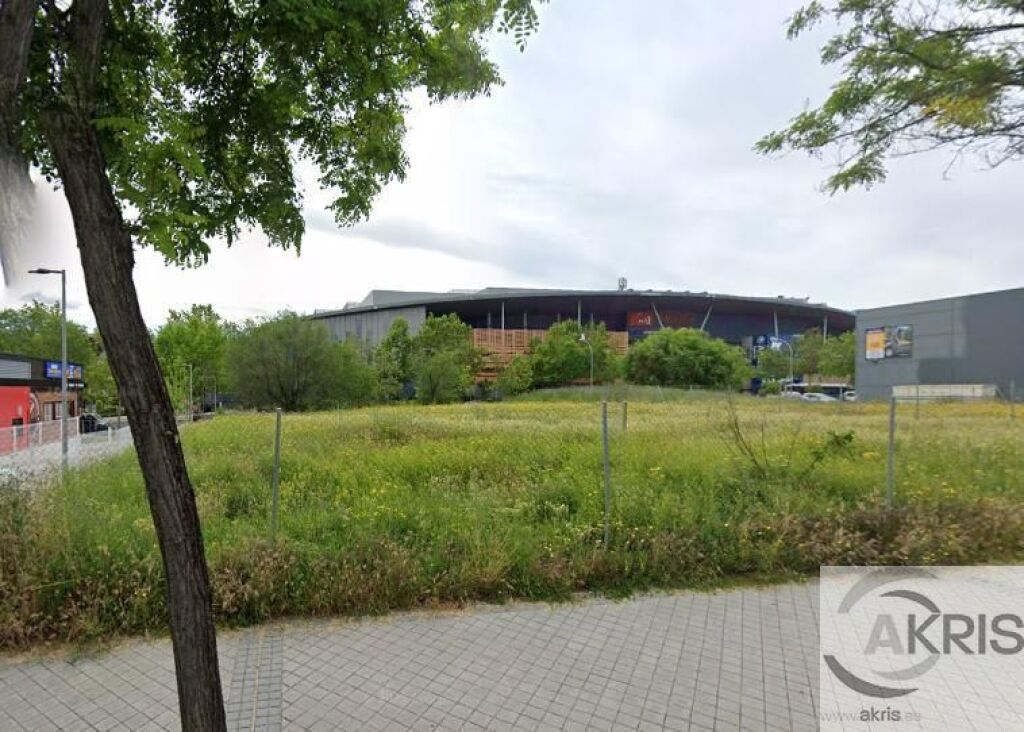 Imagen 2 de VENTA 50% TERRENO CERCA C.C. ISLAZUL Imagen 2 de VENTA 50% TERRENO CERCA C.C. ISLAZUL