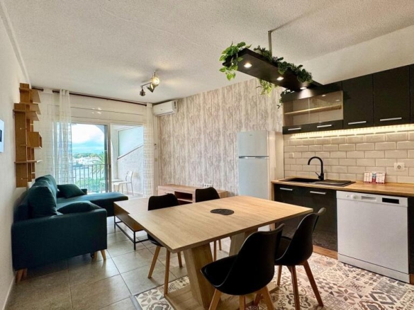 Imagen 1 de Apartamento amueblado en alquiler anual – Empuriabrava