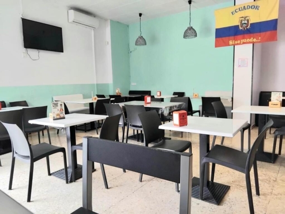 Imagen 3 de Fantástico en bar bien ubicado en Tortosa