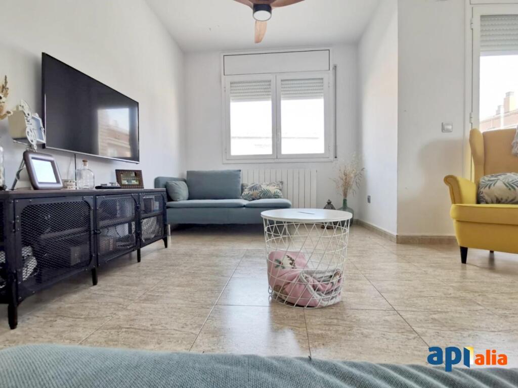 Imagen 3 de ¡EXCLUSIVA APIALIA LLEIDA!  Casa luminosa y tranquila en Puigverd de Lleida ✨