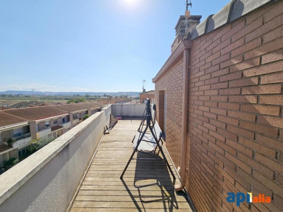 Imagen 1 de ¡EXCLUSIVA APIALIA LLEIDA!  Casa luminosa y tranquila en Puigverd de Lleida ✨