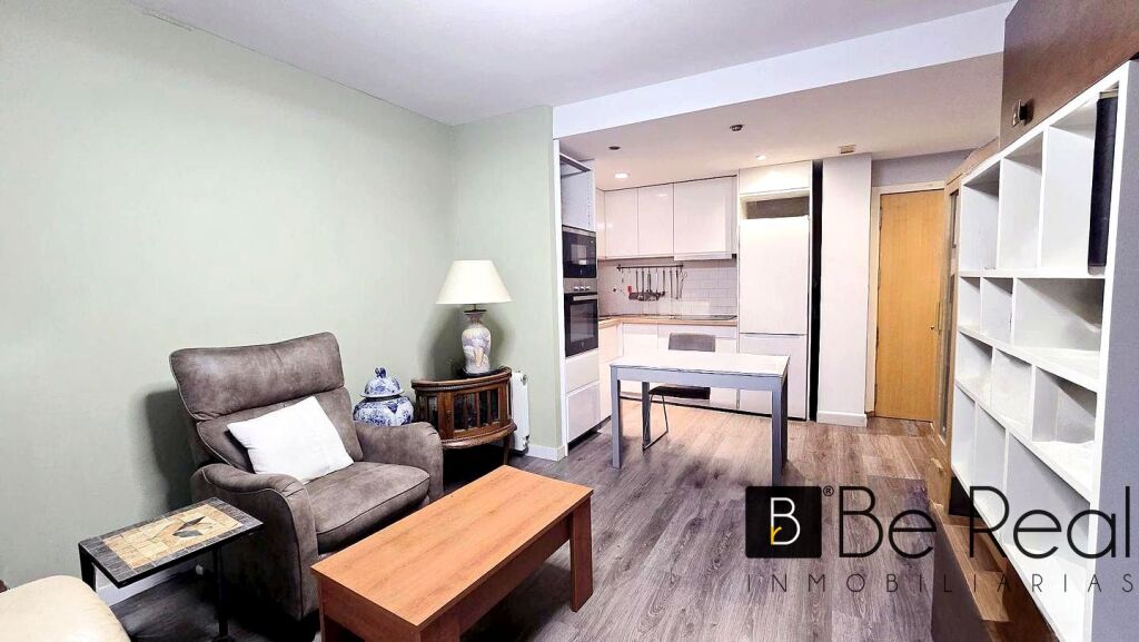 Imagen 3 de ¡EN VENTA! PISO CON 2 PLAZAS DE GARAJE Y TRASTERO EN VILLANUEVA DE LA CAÑADA. (MADRID)