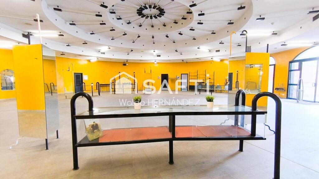 Imagen 4 de NAVE COMERCIAL E INDUSTRIAL CON UBICACIÓN ESTRATÉGICA EN MOLINA DE SEGURA Imagen 4 de NAVE COMERCIAL E INDUSTRIAL CON UBICACIÓN ESTRATÉGICA EN MOLINA DE SEGURA