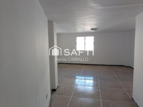 Imagen 3 de ¡¡Oportunidad Única!! Se vende Dúplex de 2 viviendas en el centro de Granadilla de Abona.