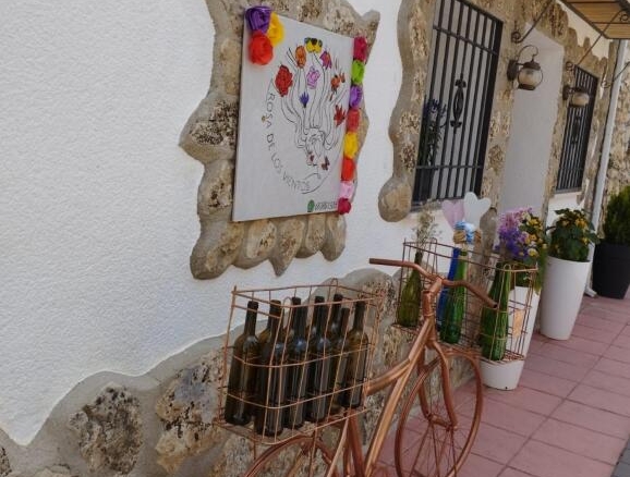 Imagen 3 de Propiedad con 5 apartamentos turísticos en entorno natural privilegiado. SIN COMISIÓN DE COMPRA.