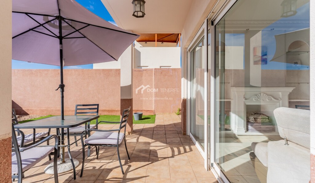 Imagen 2 de Casa de pueblo en Venta en Adeje Santa Cruz de Tenerife Imagen 2 de Casa de pueblo en Venta en Adeje Santa Cruz de Tenerife