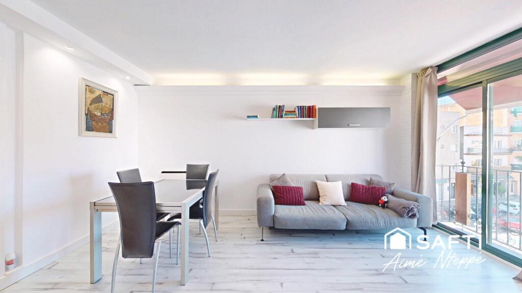 Luminoso con 20 m2 de Solarium y Vistas Panorámicas al Mar Luminoso con 20 m2 de Solarium y Vistas Panorámicas al Mar