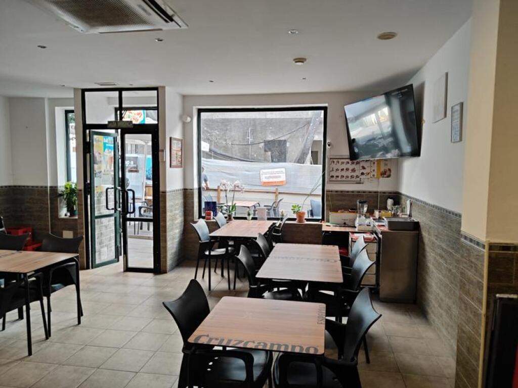 Imagen 4 de SE VENDE LOCAL DE RESTAURACIÓN EN PLENO FUNCIONAMIENTO EN ESTEPONA Imagen 4 de SE VENDE LOCAL DE RESTAURACIÓN EN PLENO FUNCIONAMIENTO EN ESTEPONA