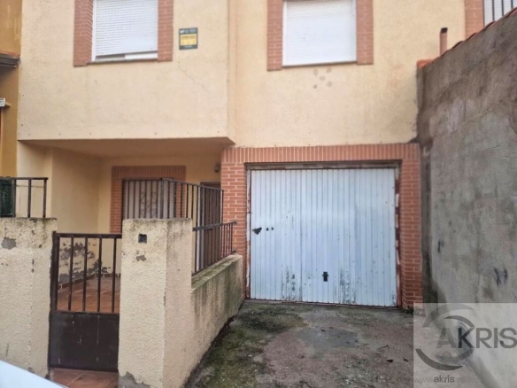 Imagen 2 de Adosado en venta en Almonacid de Toledo de 136 m2