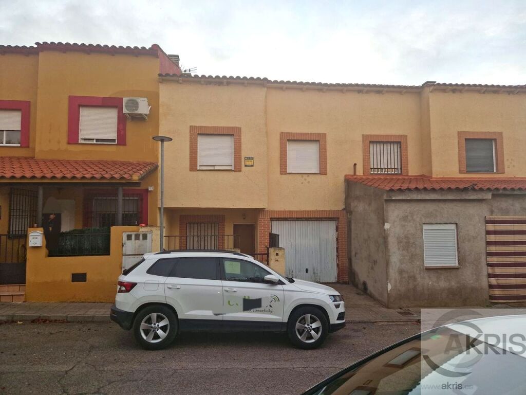 Imagen 1 de Adosado en venta en Almonacid de Toledo de 136 m2