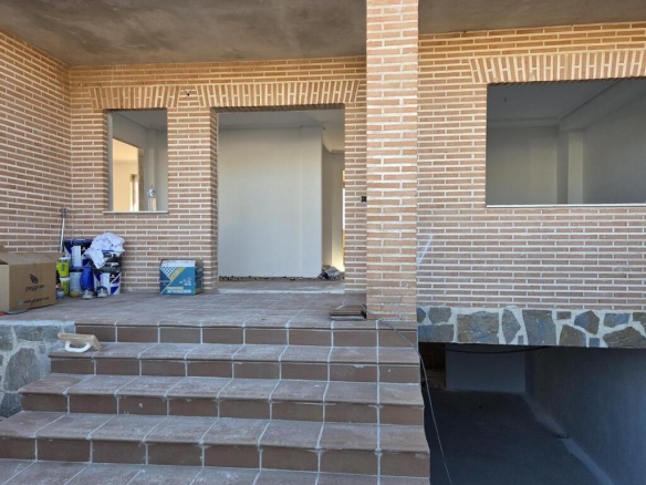 Imagen 4 de VIVIENDA UNIFAMILIAR PAREADA EN COBISA