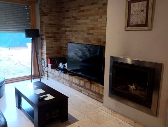 Imagen 2 de Impresionante chalet pareado en Palencia capital.