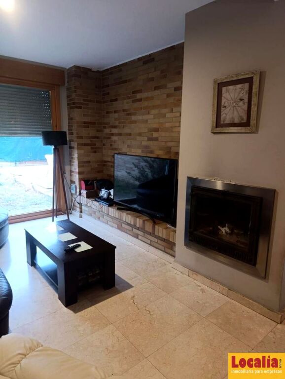 Imagen 2 de Impresionante chalet pareado en Palencia capital. Imagen 2 de Impresionante chalet pareado en Palencia capital.