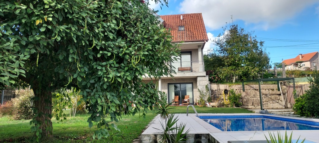 Imagen 4 de Casa-Chalet de Obra Nueva en Venta en Amorin Pontevedra