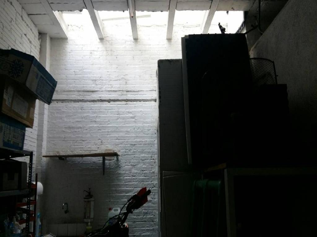 Imagen 2 de LOCAL COMERCIAL EN VENTA DIÁFANO CON TIENDA